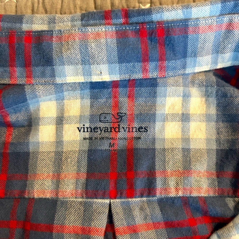3 for $15 Vineyard Vines Boy’s Plaid Button-Up Shirt (Lightweight Flannel) - Picture 4 of 6